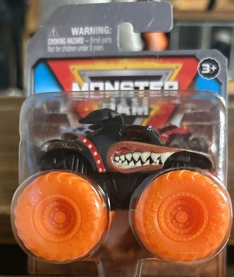 Monster Jam Monster Mutt Rottweiler 1:64 Die-Cast Truck