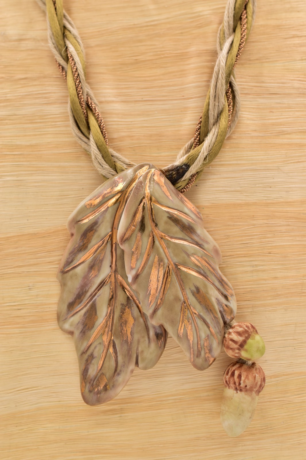 Vintage Ceramic Leaf Acorn Statement Necklace Pen… - image 2