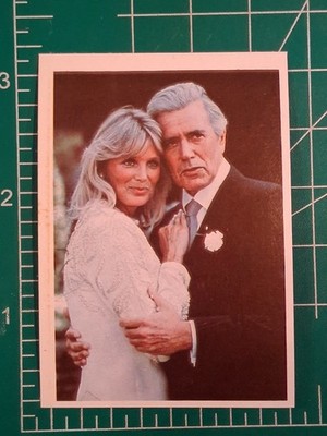 1982 DYNASTY TV SHOW DE ESTRELLAS CARD JOHN FORSYTHE LINDA EVANS #26