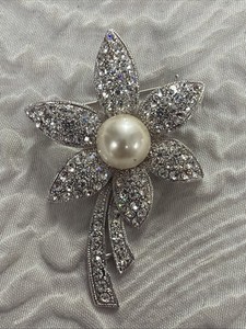 Swarovski Flower Brooch | eBay