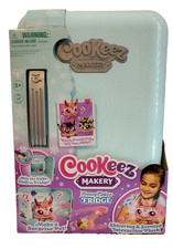 Cookeez Makery Freezy Cakez Fridge 1 Of 3 Surprise Talking Plushies Pet