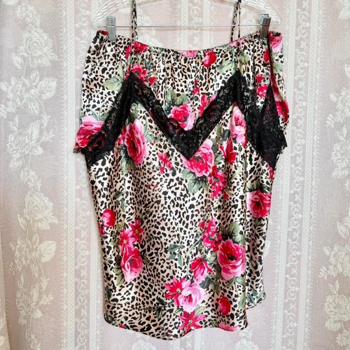 Secret Treasures Floral and Leopard Pajama Set