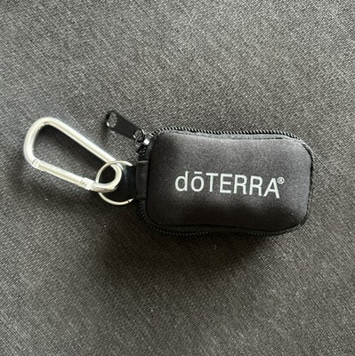 doTERRA Oil Key Chain Travel Case Holds 8 Vials Carabiner Clip Black New