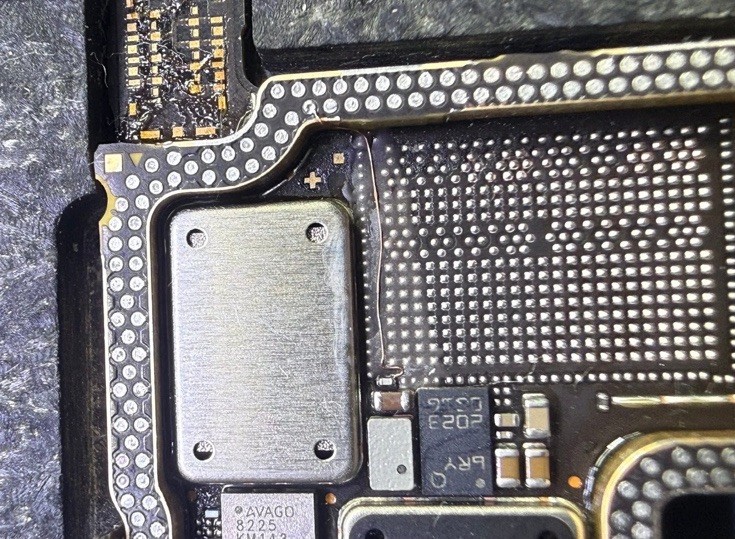 iPhone Motherboard Repair Service | Expert Logic Board Repair |All ...
