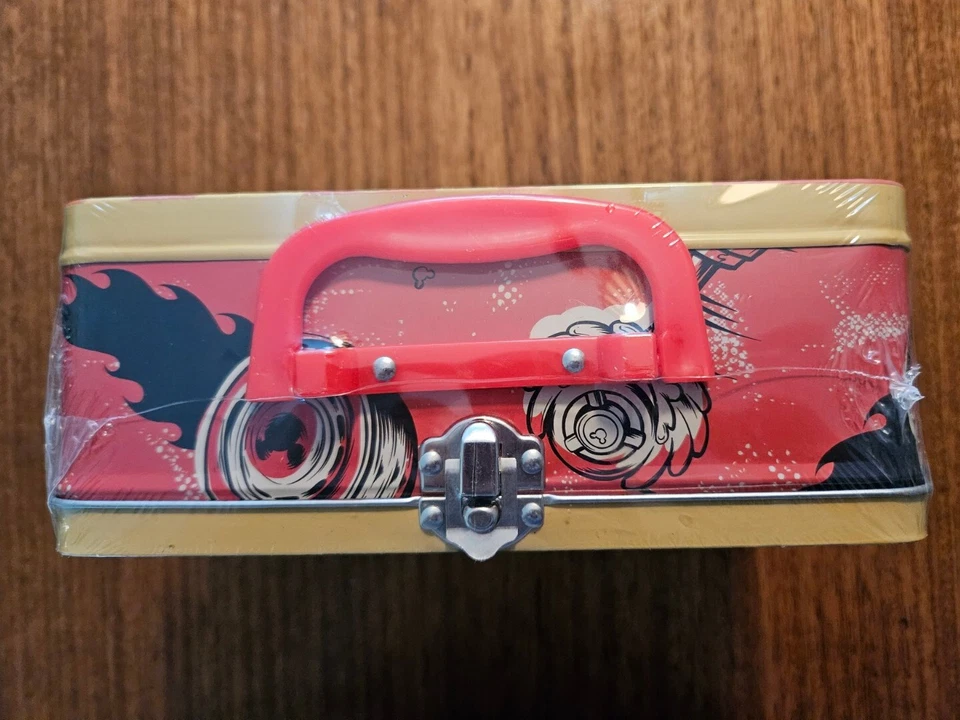 Metal Box With Disney Junior Mickey And The Roadster Racers 24 Piece Puzzle - Image 3 of 4