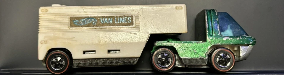 Hot Wheels Redline The Heavyweights Van Line  Truck w/Moving Van 1969 Hong Kong - Image 3 of 4