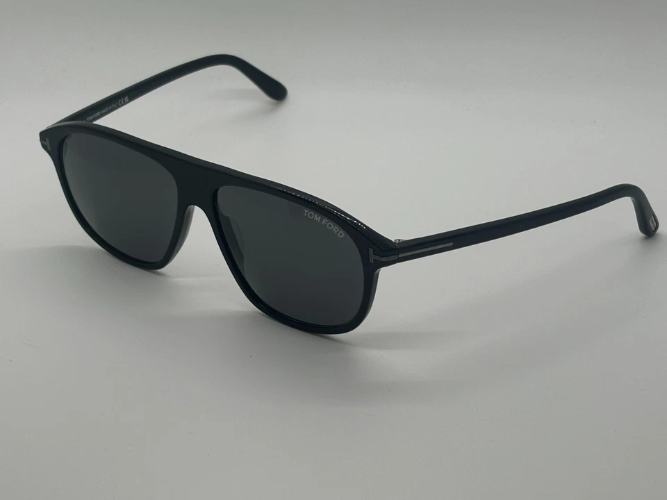 NEW Tom Ford Men's Sunglasses FT1027-N 01A 60-14-140mm NO CASE - Image 3 of 4