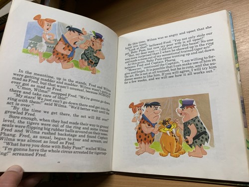 1974 "FLINTSTONE GIANT STORY BOOK" ILLUSTRATED ANNUAL HARDBACK BOOK (P4) - Picture 10 of 15