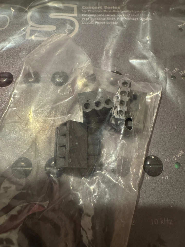 BOXED AudioControl EQS- 6 Channel Out equalizer Crossover Audio Control EQ eqs - Image 3 of 4