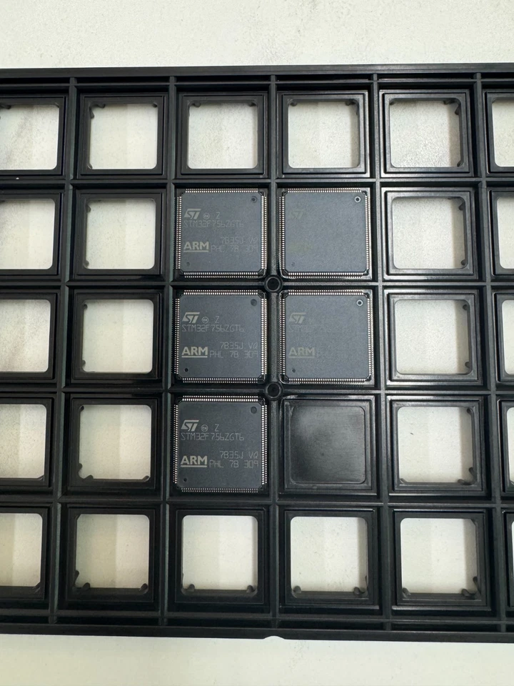 STM32F756ZGT6 ARM Cortex-M7 216MHz MCU 1MB Flash Crypto LQFP-144 1pc New - Image 2 of 2