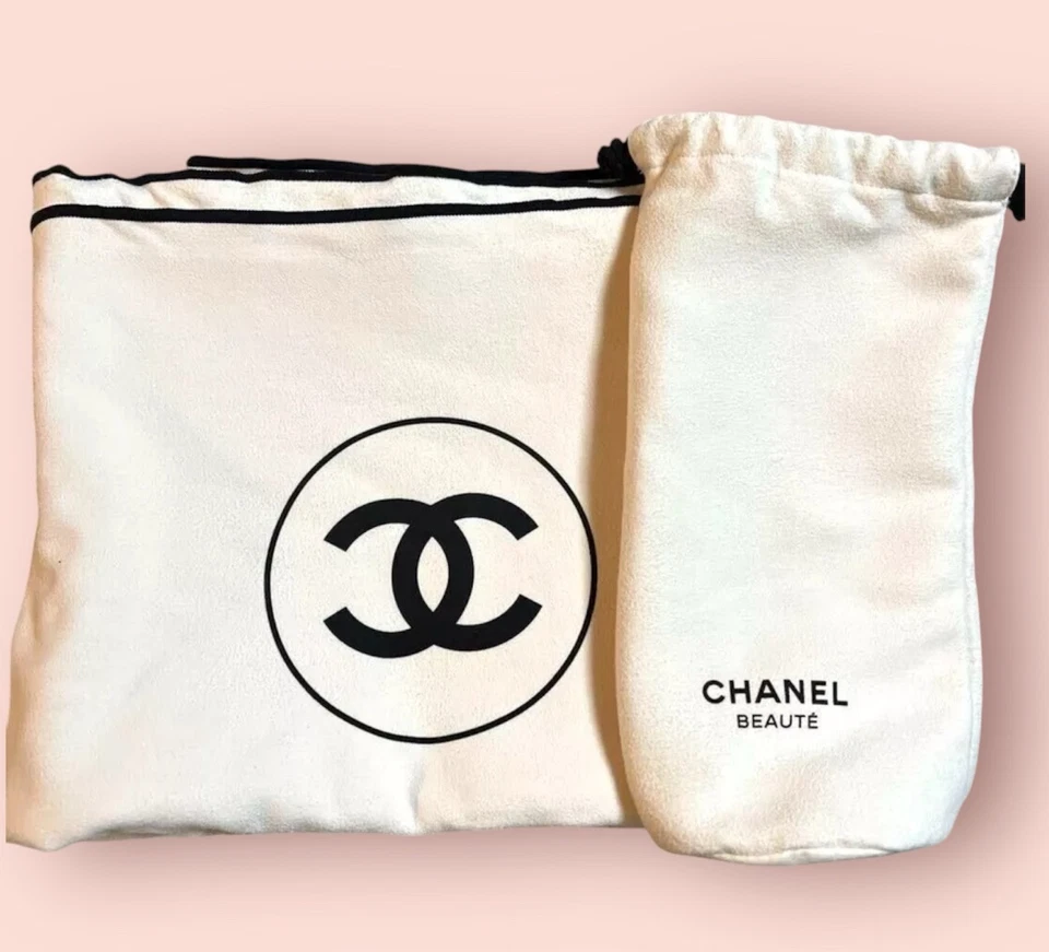 Chanel Beaute Logo Throw Blanket with Travel Pouch Beige Travel GWP NIB - Image 4 of 4