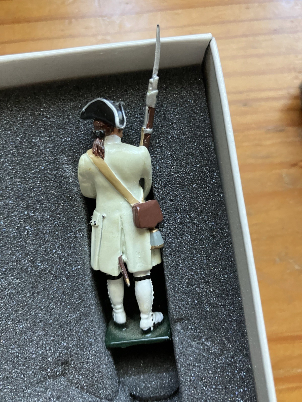 Picture 4 of 5