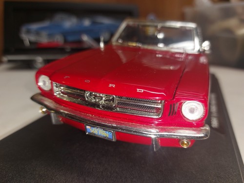 1964 1/2 Ford Mustang 1/18 Diecast Car Red Coupe Model Car Stang - Picture 5 of 18
