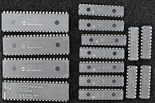 14 PCS PIC  Processors plus an 80c31  from Engineering Lab Cleanout