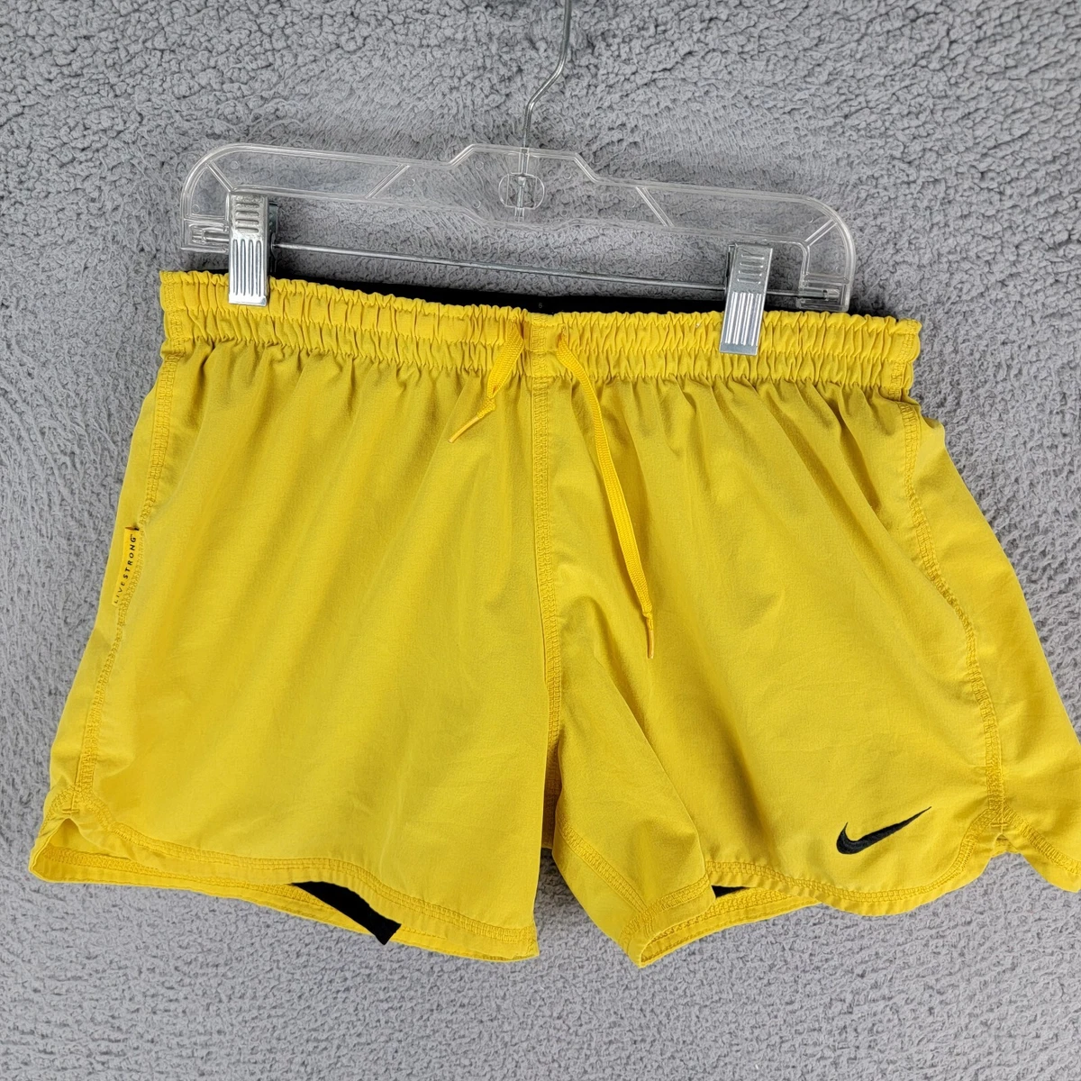 Nike Activewear Shorts Womens Small 4 6 Yellow Livestrong Dri Fit