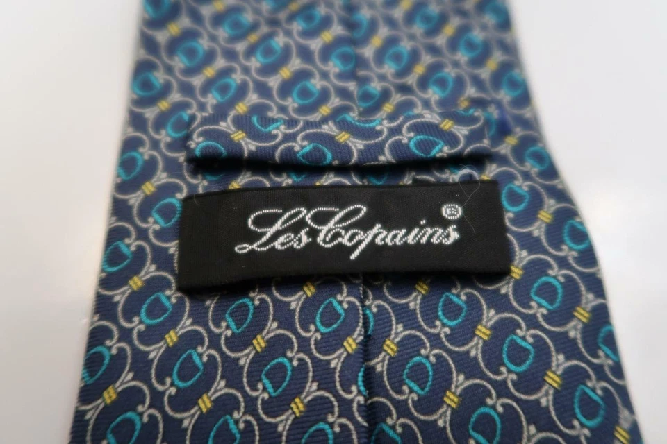 Corbata LES COPAINS 100% Seda Azul Marino con Diseño Azul, Blanco y Amarillo Italia 3 1/2" Foto 2 de 3