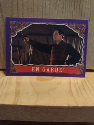 1991 TOPPS MOVIE CARD SERIES : THE ADDAMS FAMILY: #18 EN GARDE!   Q2