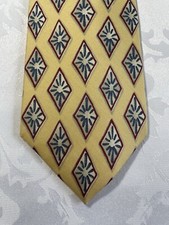 Lands End Silk Neck Tie~ 3.5" Wide x 61" LONG~ Yellow w/ Diamonds~ Made In USA
