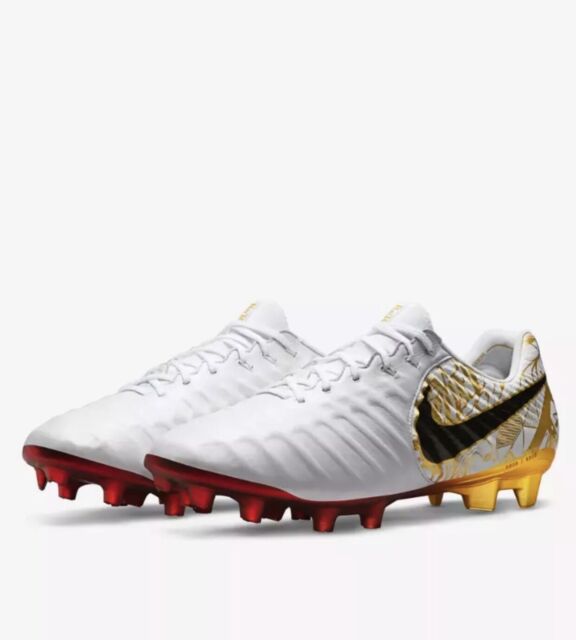 sergio ramos cleats