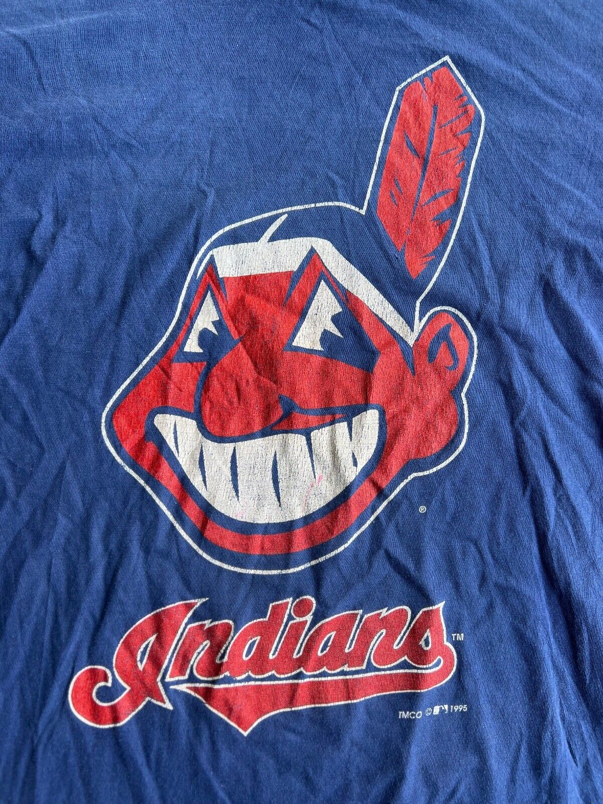 Vintage Cleveland Indians Omar Vizquel T-Shirt Size 2XL Blue 1998 90s –  Throwback Vault