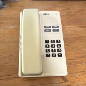 AT&T 700 Beige Corded Telephone Flash Tone Redial Mute 1-Line