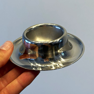 7er Eierbecher Set aus Metall in Silber, stapelbar, Ø 8 cm