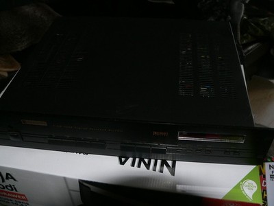 Parasound P/DD 1500 Digital Surround Processor mit Fernbedienung