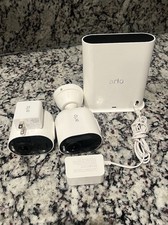 Arlo Ultra Indoor/Outdoor Wireless 4k HDR Sec...