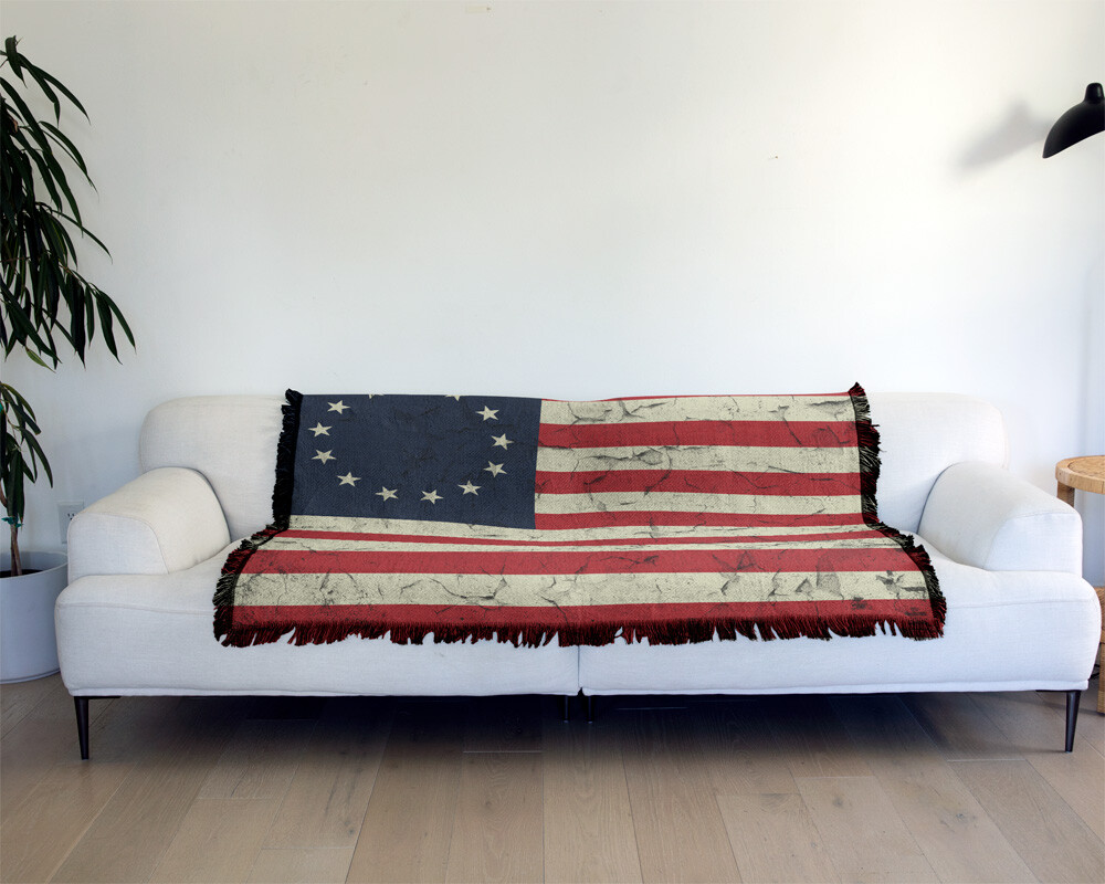 Betsy Ross Flag USA Distressed Throw Blanket 50"x60" Soft Warm Stain Resistant