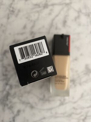 Shiseido Synchro Skin Self-Refreshing Foundation SPF 30 250 SAND