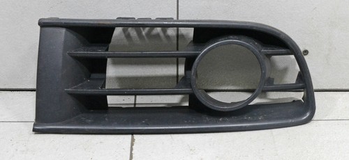 VW polo 9N Bj 2003 Gitter Abdeckung Stoßstange vorne RECHTS #74778-E151