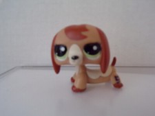 Littlest Pet Shop 2035 Dachshund Dog Puppy Beige Caramel Swirl Green Dot Eyes