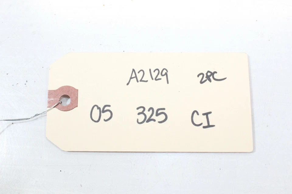 BMW 325Ci 2005 interior iluminación trasera izquierda y derecha conjunto lámpara a2129 Foto 2 de 4