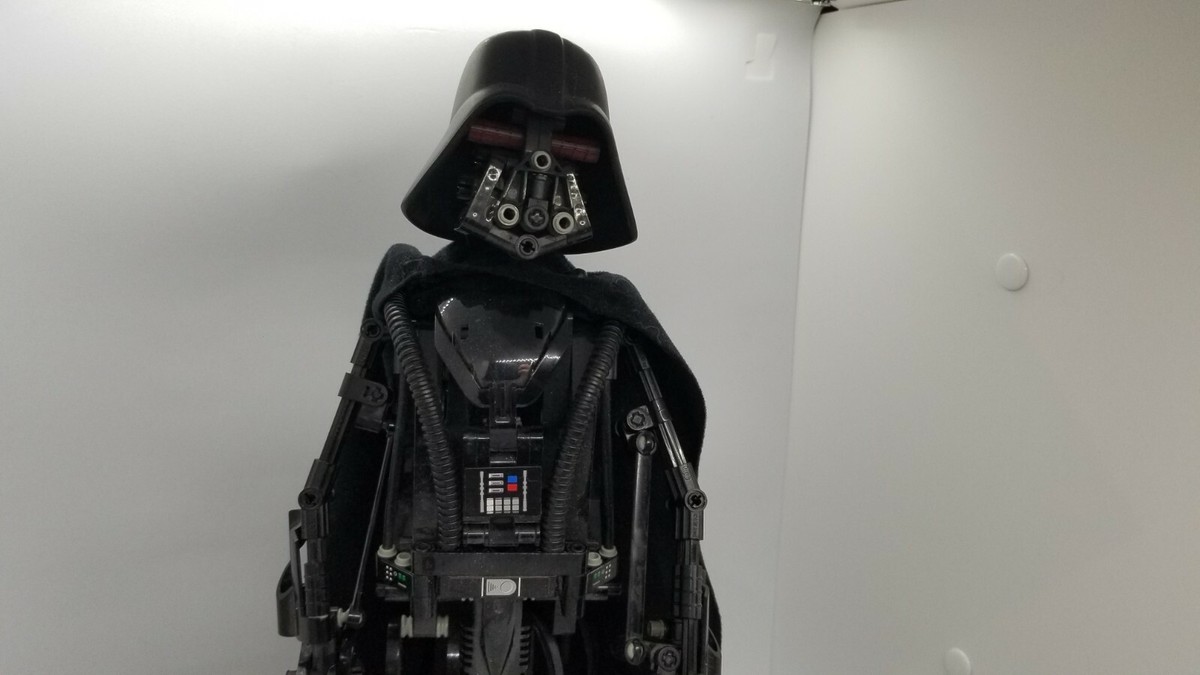 LEGO Star Wars Darth Vader 2018 (75534) Cape Not complete arm not