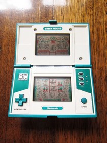 NINTENDO Greenhouse Game and Watch in Excellent Condition (GH-54) 1982