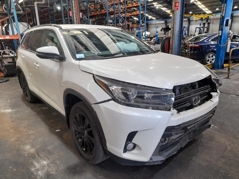 TOYOTA KLUGER CATALYTIC CONVERTER UNDER CAR-CAT TYPE, 3.5, PETROL, 11/16-02/21 - image 4 of 4