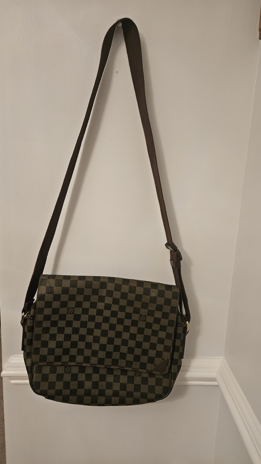 Louis Vuitton Shelton Messenger Bag mm Brown Canvas