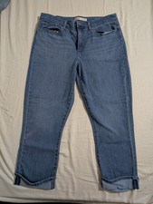 Signature Levi Strauss, Mid-Rise Capri, 12-W31, Blue