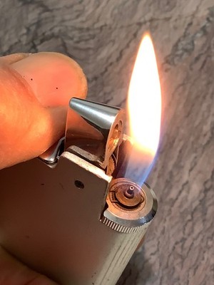 Vintage Ronson Varaflame Standard . US .good working