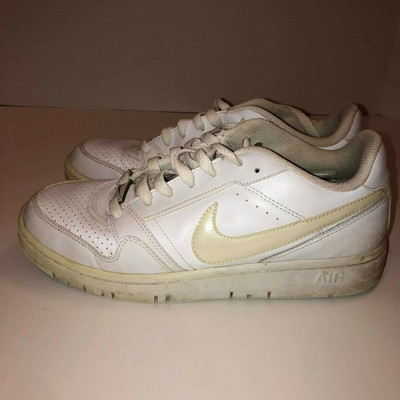 ladies nike leather trainers