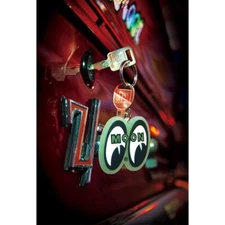 Mooneyes Area-1 Yokohama Japan: NEW!! Glow-In-The-Dark Eye Shape Keychain