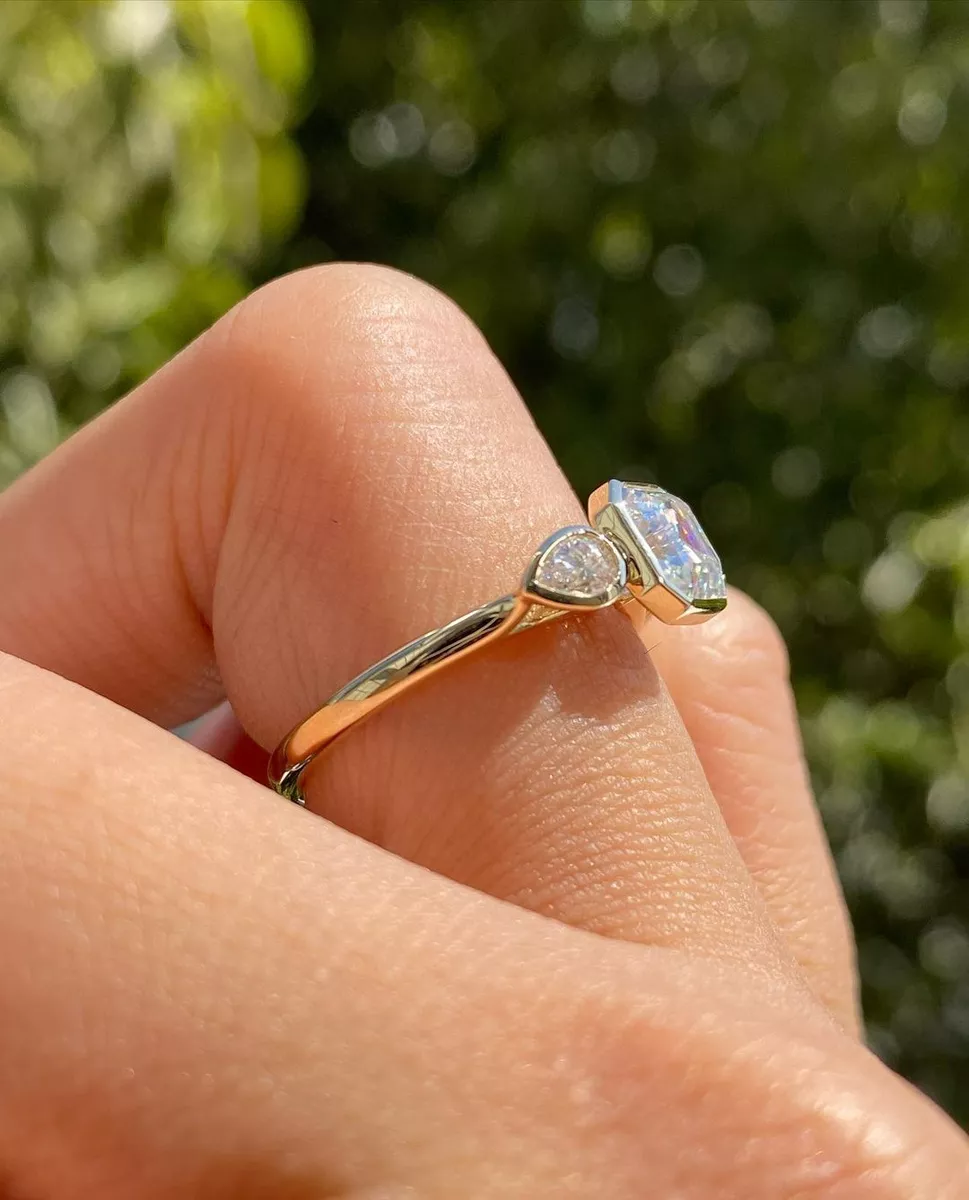3 stone online asscher cut ring
