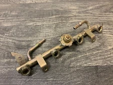 Yamaha 2006 2007 YZFR6 R6 Throttle Body Fuel Injector Delivery Pipe Rail OEM