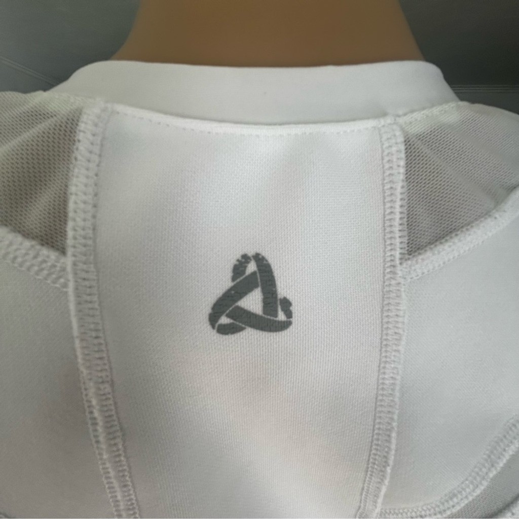 AlignMed AlignMe Active Compression Posture Shirt… - image 11