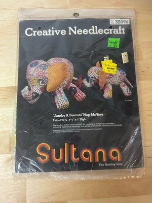 Vintage Sultana Creative Needlecraft Kit No. 32096 ''Jumbo & Peanuts'' Hug-Me-Toys