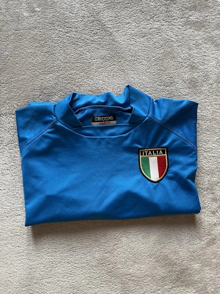 Italy - official EURO 2000 Home Vintage Kappa football jersey kit