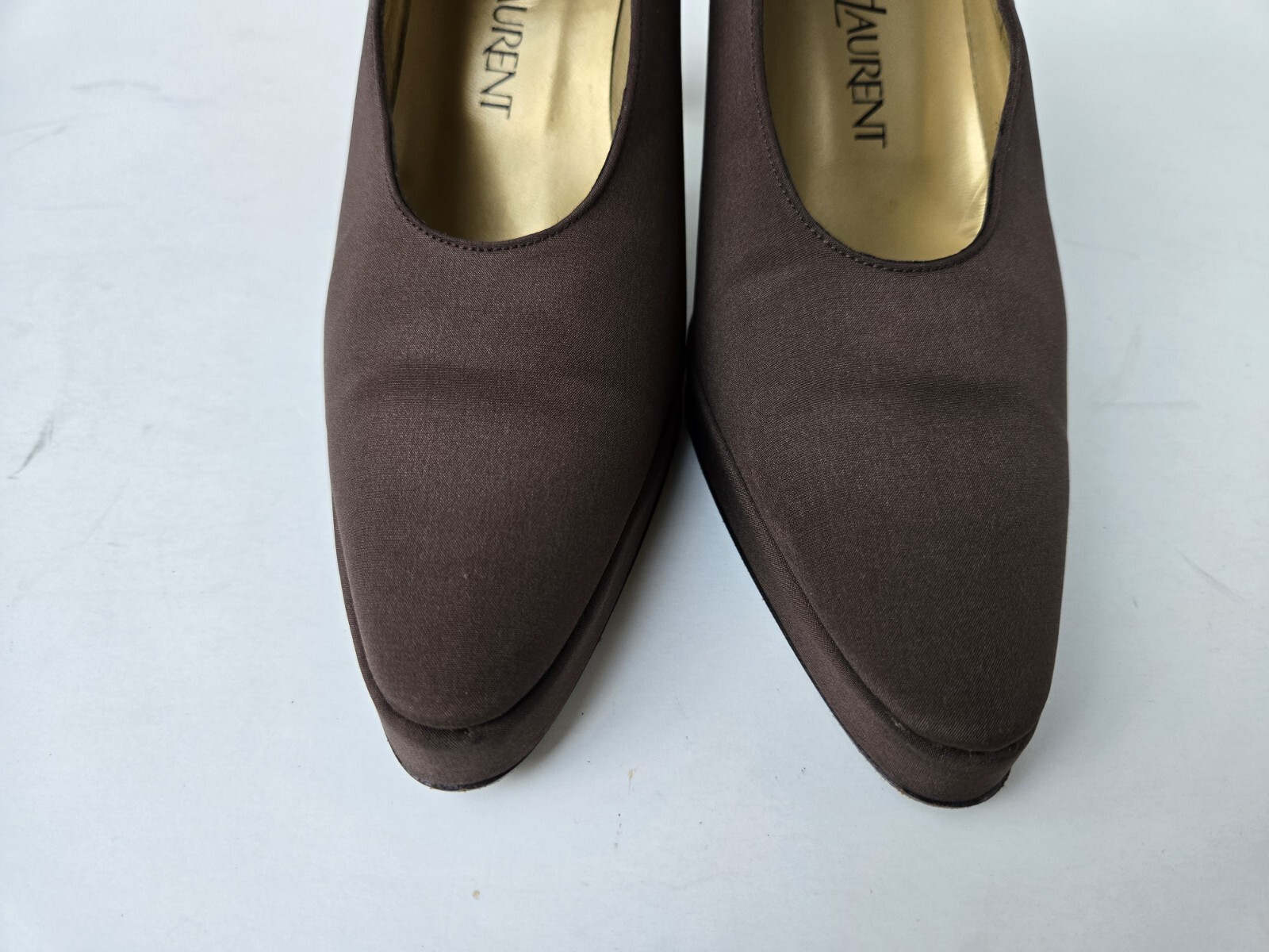 YSLYVES SAINT LAURENT Made in Italy tacchi classici a punta in pelle marrone taglia 6M