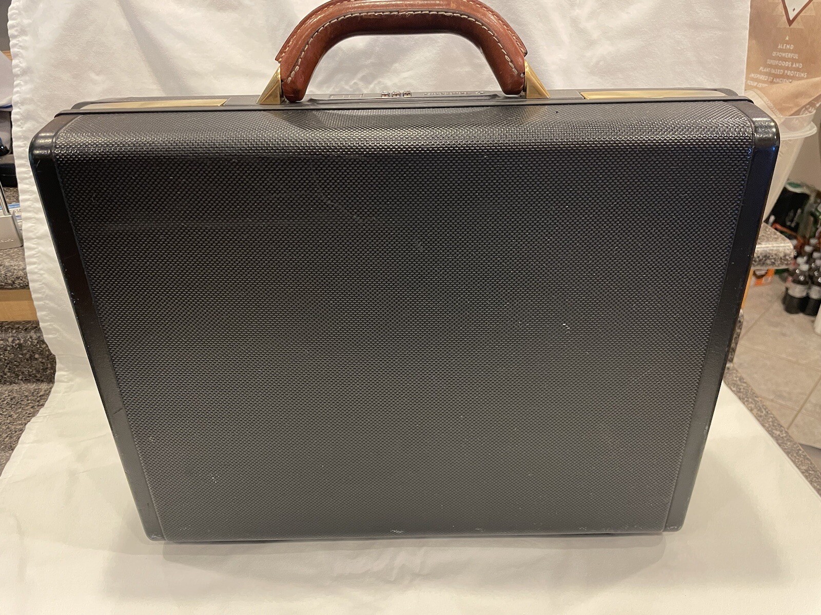 Samsonite Hard Shell Briefcase, Combo Lock, Black, Pr… Gem