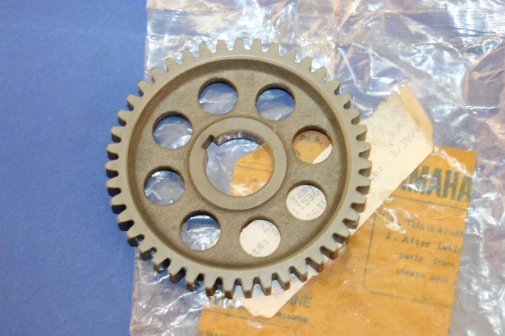 NOS Yamaha 43T Drive Gear 1988 - 2005 YFS200 1992 WR200 10V-11536-01 - Image 2 of 4