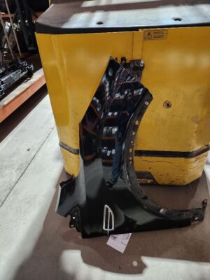 Used Front Right Fender fits: 2016 Ford Escape Front Right Grade A
